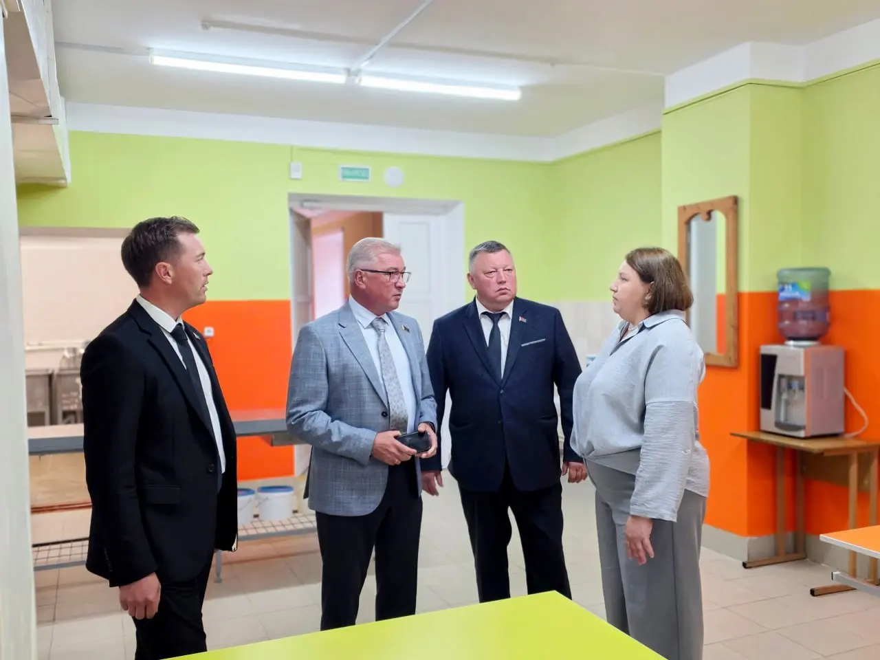 Депутат Палаты представителей Валерий Малашко оценил готовность учреждений образования Шкловского района к новому учебному году